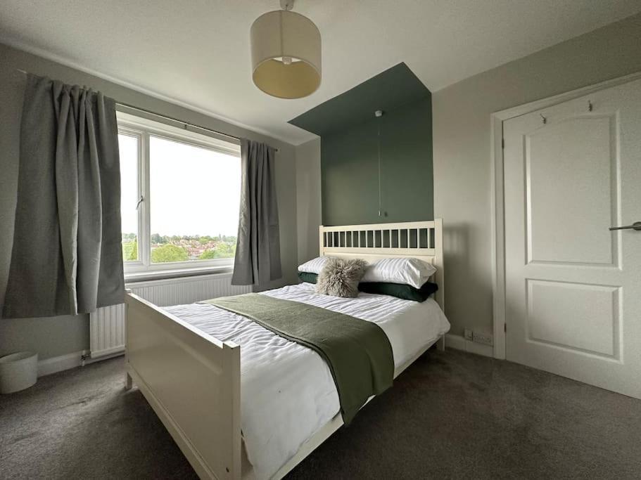 Stunning 5 Bed House In Chapel Allerton, Sleeps 9 Λιντς Εξωτερικό φωτογραφία
