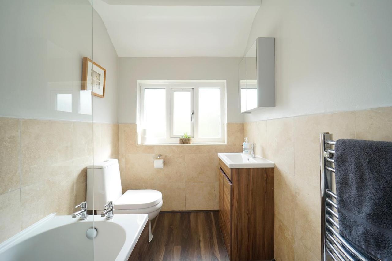 Stunning 5 Bed House In Chapel Allerton, Sleeps 9 Λιντς Εξωτερικό φωτογραφία