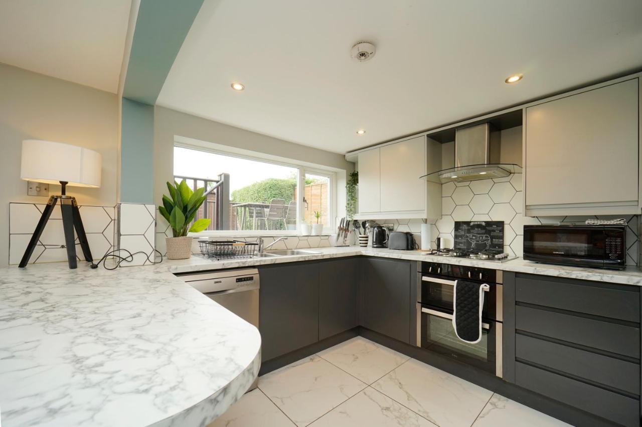 Stunning 5 Bed House In Chapel Allerton, Sleeps 9 Λιντς Εξωτερικό φωτογραφία