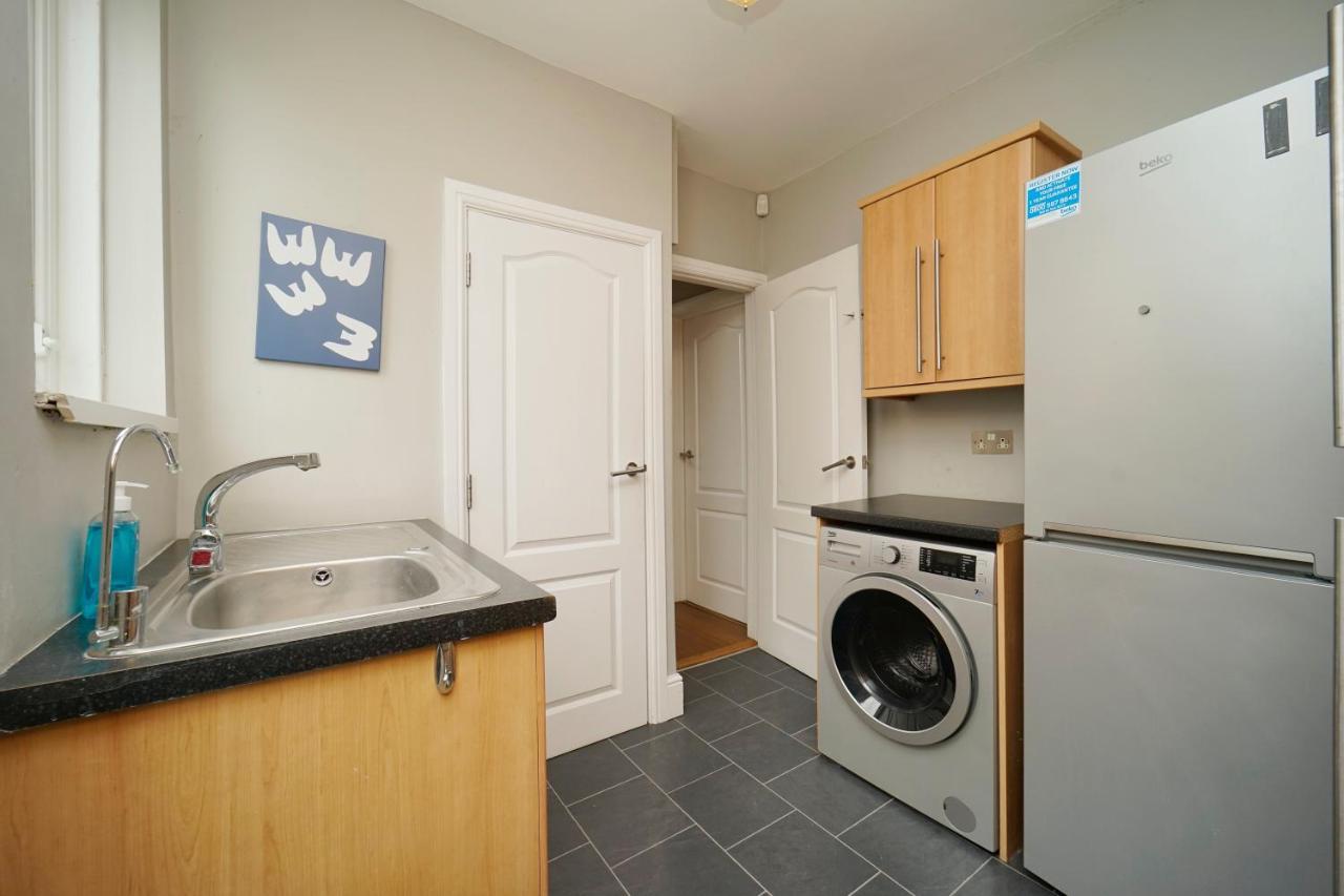 Stunning 5 Bed House In Chapel Allerton, Sleeps 9 Λιντς Εξωτερικό φωτογραφία
